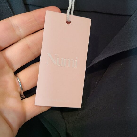 Numi The Simone Top Washable Silk Collared Black Minimalist Office New Old Money - Picture 8 of 11